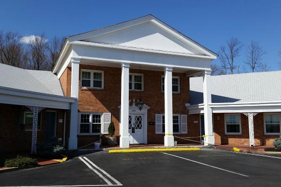 Governor House Inn Arlington/Falls Church Dış mekan fotoğraf